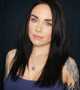  Sarah Klaren Image